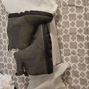 women booties
